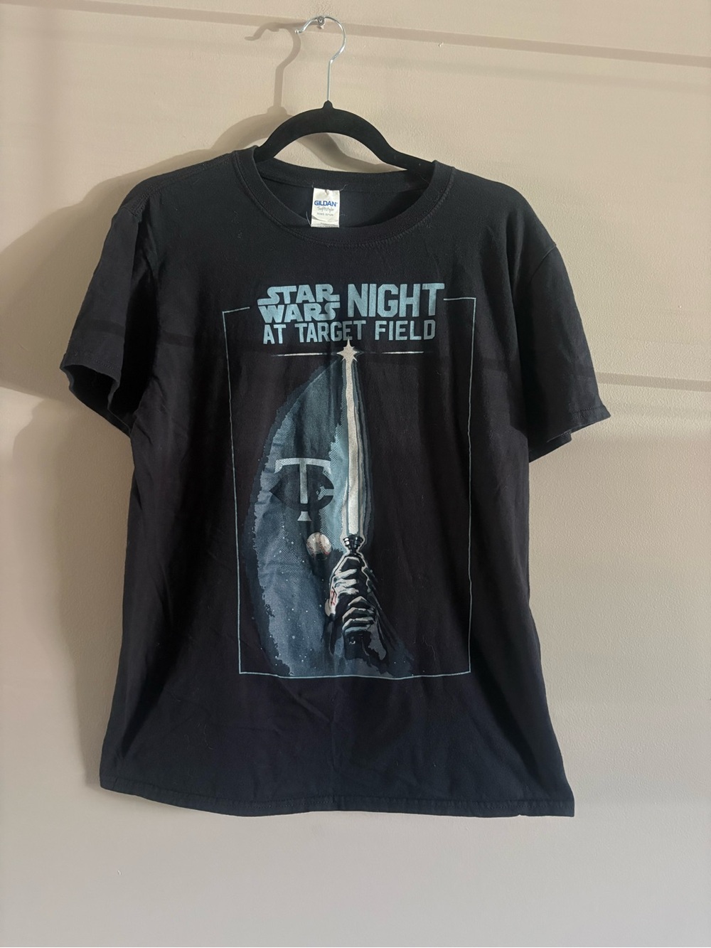 Gildan Black Star Wars Night at Target Field Graphic Tee